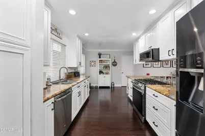 1607 Edmund Street, Simi Valley, CA 93065 - Photo 14