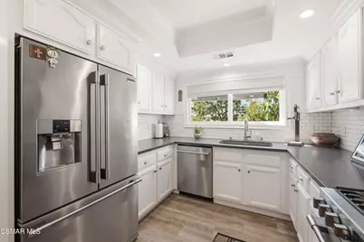 3808 Cresta Court, Thousand Oaks, CA 91360 - Photo 10