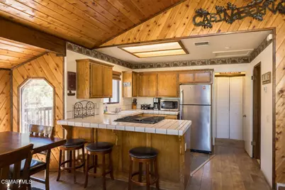 819 Cameron Drive, Big Bear Lake, CA 92315 - Photo 12