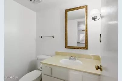 267 Green Lea Place, Thousand Oaks, CA 91361 - Photo 10