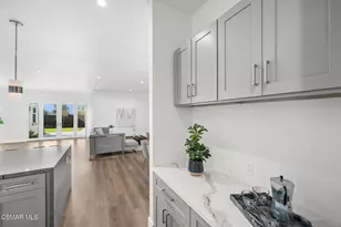 327 Toyon Ct, Thousand Oaks, CA 91362 - Photo 18