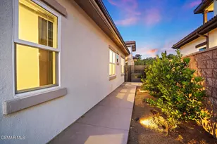 327 Toyon Ct, Thousand Oaks, CA 91362 - Photo 36