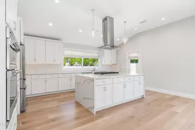 3214 Fermi Drive, Topanga, CA 90290 - Photo 12