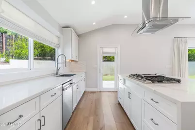 3214 Fermi Drive, Topanga, CA 90290 - Photo 14
