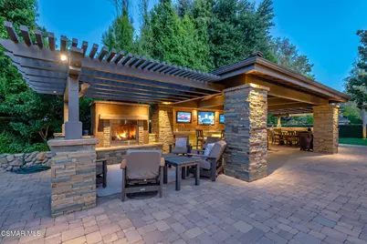 6068 Canterbury Drive, Agoura Hills, CA 91301 - Photo 32