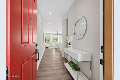 242 Morro Way #2, Simi Valley, CA 93065 - Photo 2