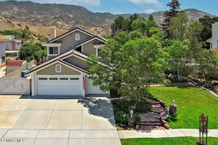 2990 Klamath Ave, Simi Valley, CA 93063 - Photo 2