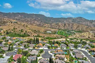 2990 Klamath Ave, Simi Valley, CA 93063 - Photo 52
