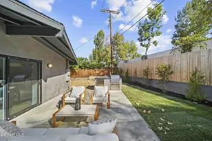 20710 Haynes St, Winnetka, CA 91306 - Photo 42
