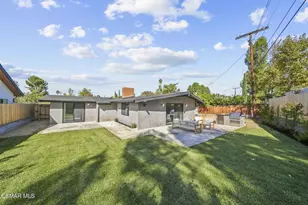 20710 Haynes St, Winnetka, CA 91306 - Photo 46