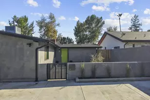 20710 Haynes St, Winnetka, CA 91306 - Photo 2