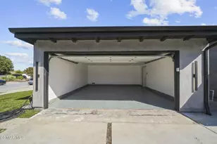 20710 Haynes St, Winnetka, CA 91306 - Photo 50
