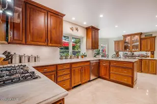 700 Oak Shadow View Pl, Newbury Park, CA 91320 - Photo 12