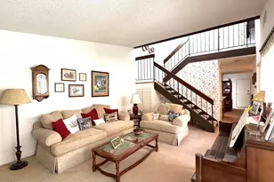 10201 Valley Circle Blvd, Chatsworth, CA 91311 - Photo 2