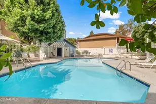 2456 Pleasant Way, Thousand Oaks, CA 91362 - Photo 10