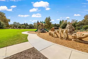 2456 Pleasant Way, Thousand Oaks, CA 91362 - Photo 18