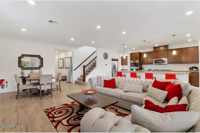 137 White Bark Lane, Simi Valley, CA 93065 - Photo 10