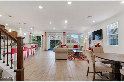 137 White Bark Lane, Simi Valley, CA 93065 - Photo 6