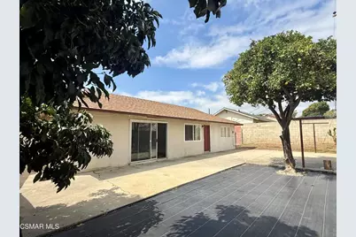 1298 Arrowhead Avenue, Ventura, CA 93004 - Photo 2