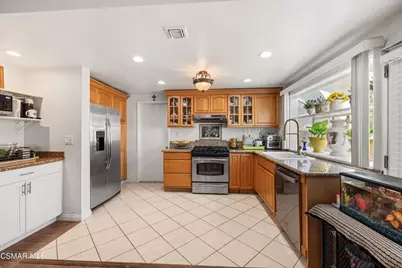 2420 Marisa Place, Simi Valley, CA 93065 - Photo 10