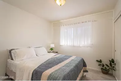 124 Bluefield Avenue, Thousand Oaks, CA 91320 - Photo 10