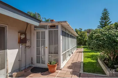124 Bluefield Avenue, Thousand Oaks, CA 91320 - Photo 22