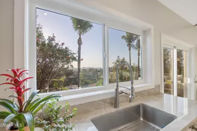 603 Lone Oak Drive, Thousand Oaks, CA 91362 - Photo 32