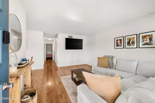 1659 E Avenida De Las Flores, Thousand Oaks, CA 91362 - Photo 4