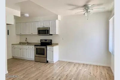 324 E Santa Anita Avenue, Burbank, CA 91502 - Photo 4