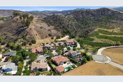 585 Comet Avenue, Simi Valley, CA 93065 - Photo 66