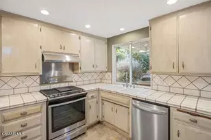 807 Talbert Ave, Simi Valley, CA 93065 - Photo 12