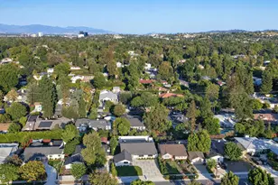 5722 Le Sage Ave, Woodland Hills, CA 91367 - Photo 40