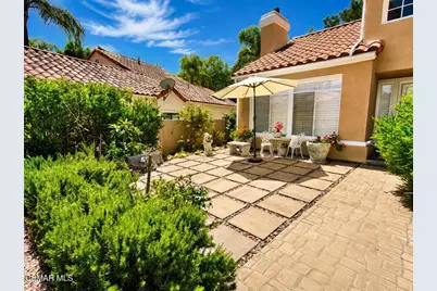827 Pleasant Dale Place, Westlake Village, CA 91362 - Photo 2