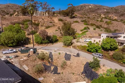 1918 Hillcrest Drive, Ventura, CA 93001 - Photo 28