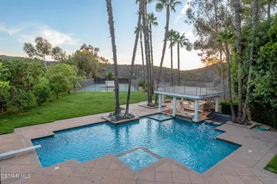 19808 Sleepyhollow Lane, Tarzana, CA 91356 - Photo 36