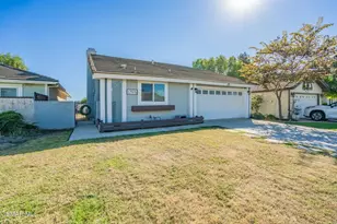12976 E Mesa Verde Dr, Moorpark, CA 93021 - Photo 46