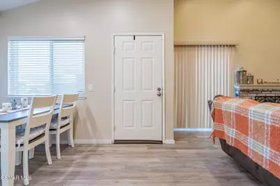 12976 E Mesa Verde Drive, Moorpark, CA 93021 - Photo 4