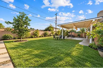7045 Hoover Way, Buena Park, CA 90620 - Photo 18