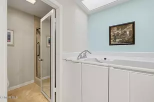 2927 Shadow Brook Ln, Westlake Village, CA 91361 - Photo 24