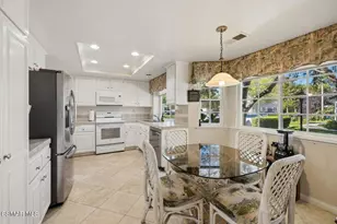 2927 Shadow Brook Ln, Westlake Village, CA 91361 - Photo 14