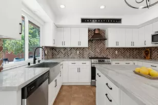 282 Hunters Point Dr, Thousand Oaks, CA 91361 - Photo 12
