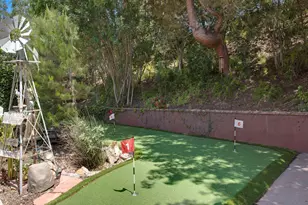 282 Hunters Point Dr, Thousand Oaks, CA 91361 - Photo 50