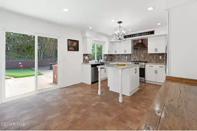 282 Hunters Point Drive, Thousand Oaks, CA 91361 - Photo 10