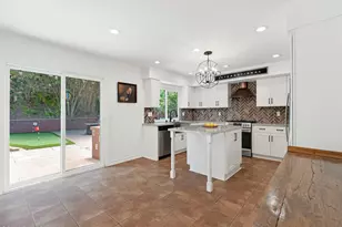 282 Hunters Point Dr, Thousand Oaks, CA 91361 - Photo 10