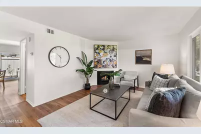 476 Serento Circle, Thousand Oaks, CA 91360 - Photo 2