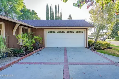24229 Highlander Road, West Hills, CA 91307 - Photo 2