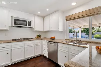 324 Venus Street, Thousand Oaks, CA 91360 - Photo 14