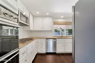 324 Venus St, Thousand Oaks, CA 91360 - Photo 12