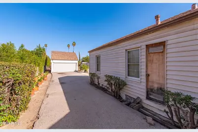 9520 Lemona Avenue, North Hills, CA 91343 - Photo 40