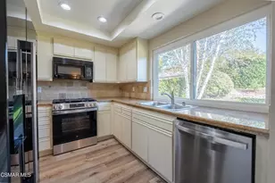 13131 Honeybee St, Moorpark, CA 93021 - Photo 6